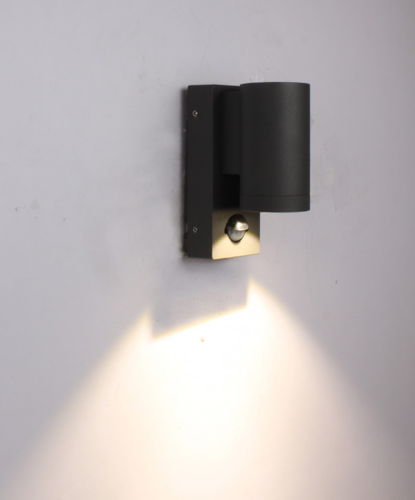 kleine 3w LED Wandleuchte aussen "Down" rund mit Bewegungsmelder Aluminium anthrazit C1006 PIR